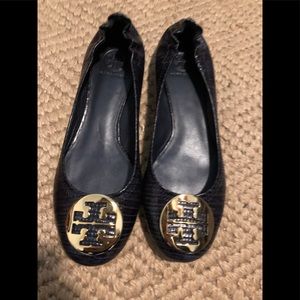 New in box Tory Burch navy lizard Reva